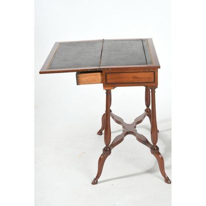 WRITING TABLE WITH TRANSITIONAL COMBINATIONS...