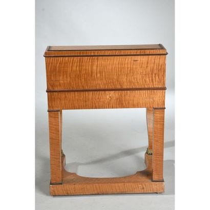 BUREAU A GRADINS CHARLES X en placage de...