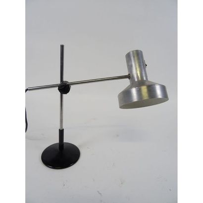 LAMPE DE BUREAU à base ronde en métal laqué...