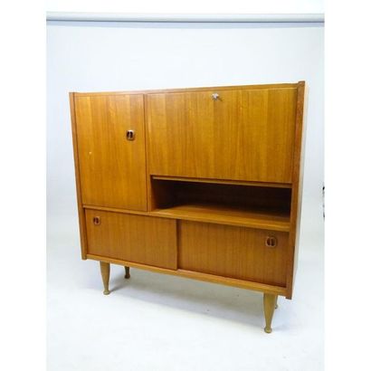 MEUBLE SECRETAIRE pouvant former bar en teck....