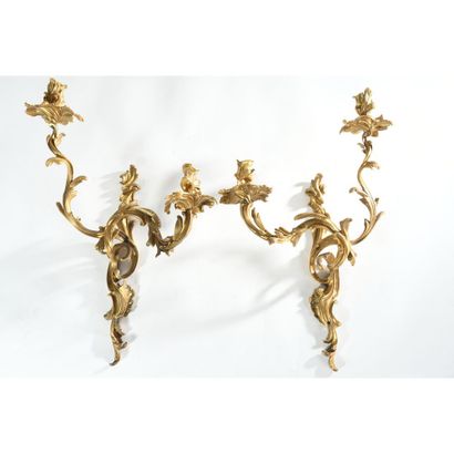 LARGE PAIR OF LOUIS XV sconces in ormolu...