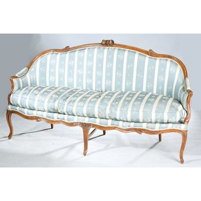 CANAPE LOUIS XV of animated shape with a...