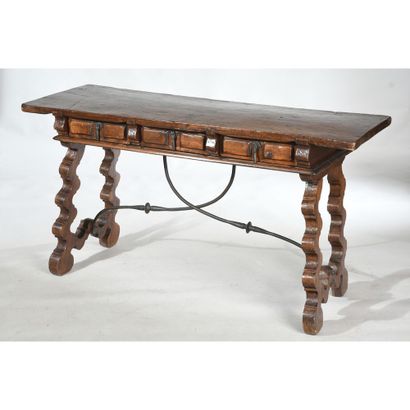 SPANISH TABLE in walnut with double twisted...