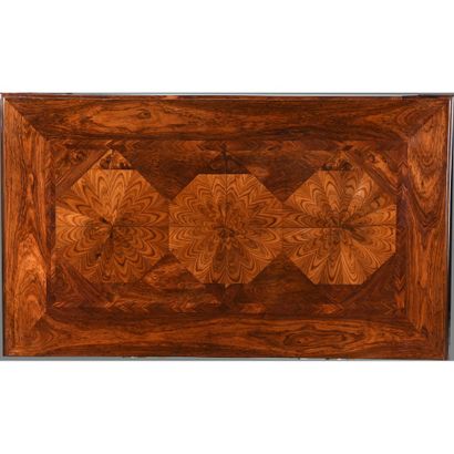 BUREAU MAZARIN LOUIS XIV de forme rectangulaire...