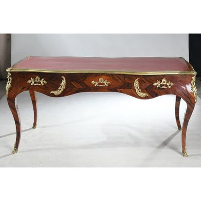 OFFICE FLAT LOUIS XV of eventful shape all...