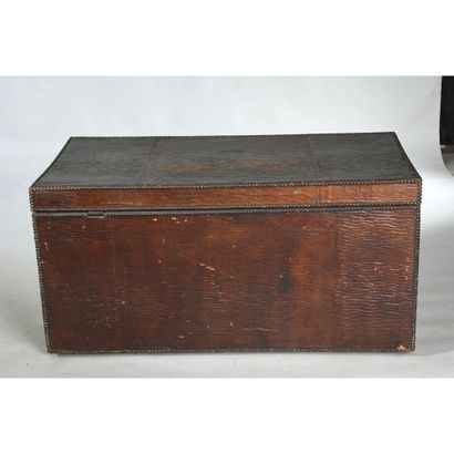 ORIGINAL MALLE covered with painted leather...