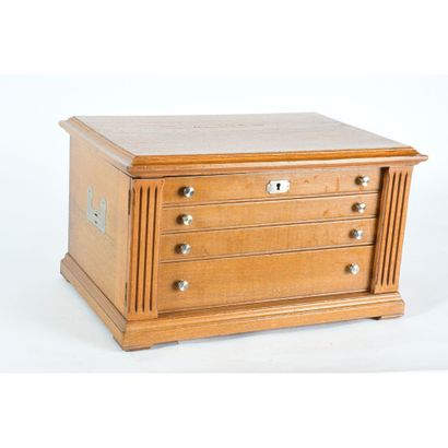 IMPORTANT HOUSEHOLD RAVINET DENFERT in solid...