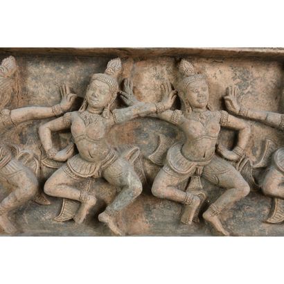 HIGH RELIEF KHMER, in terracotta, 18th-XIXth....