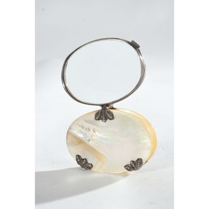 ORIGINAL Mother-of-pearl CUTTLE with a silver...