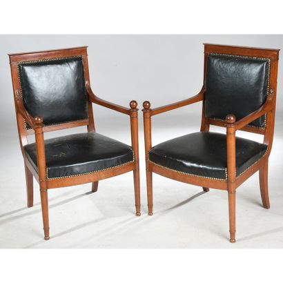 Pair of mahogany and mahogany veneer CONSULATE...