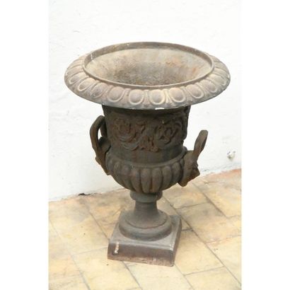 Cast iron MEDICIS VASE with handles with...