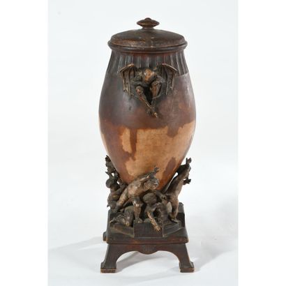 CARRIER-BELLEUSE Louis-Robert. (1848-1913)....