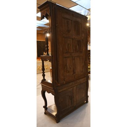 FURNISHING PANEL LIEGEOIS in oak with a nice...