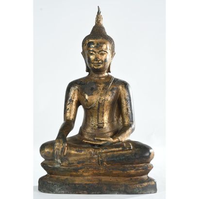 LARGE AND BEAUTIFUL STATUE OF BUDDHA STYLE...