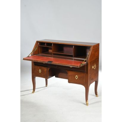 BUREAU DE PENTE LOUIS XV toutes faces en...