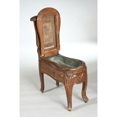 CHAISE DE COMMODITE RÉGENCE en bois naturel...