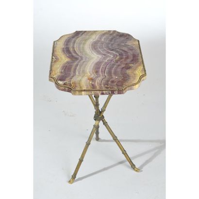 SMALL GUERIDON with tripod base in gilded...