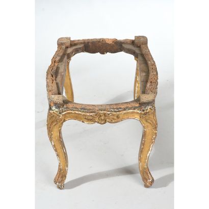TABOURET LOUIS XV in gilded wood and carved...