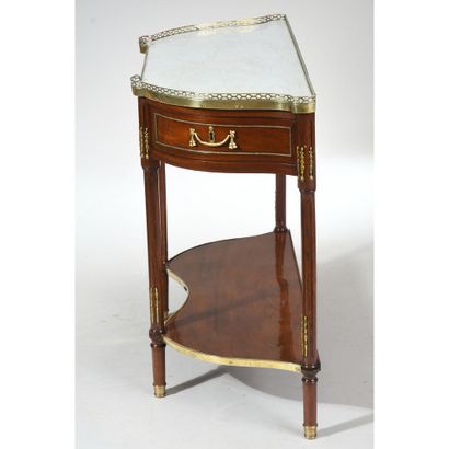 CONSOLE LOUIS XVI with straight front and...