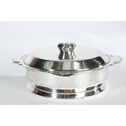 ART DECO LEGUMIER in solid silver from the...