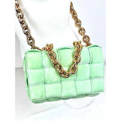 BOTTEGA VENETA. CHAIN CASSETTE