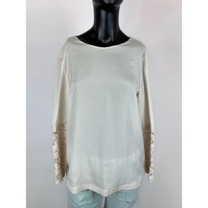 BRUNELLO CUCINELLI. Ivory stretch silk top....