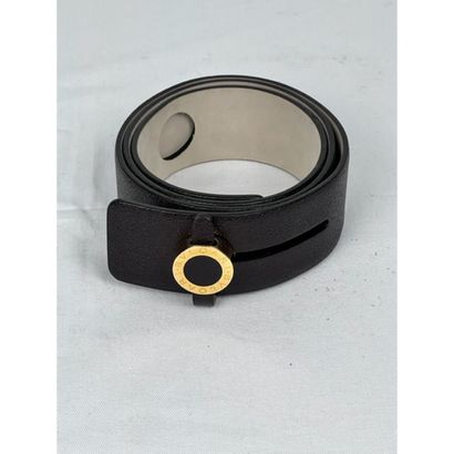 BULGARI. Brown grained leather belt. Closing...