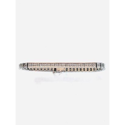 BRACELET in white gold 750°/°° 2 lines of...
