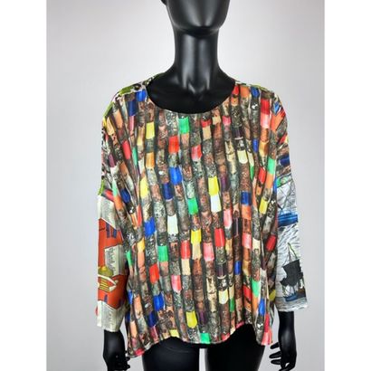 THE PRESTIC ORISTON. Ample tunic. Long sleeves...
