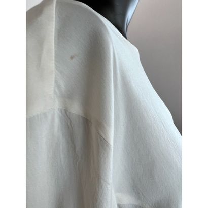 BRUNELLO CUCINELLI. Ivory stretch silk top....