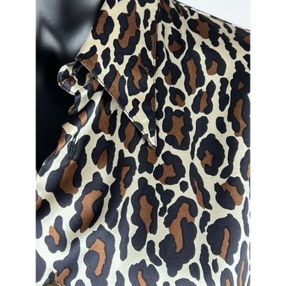 EQUIPMENT. Brown and black panther printed...