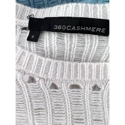360 CASHMERE. Off-white and almond green...