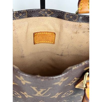 L. VUITTON. High tote bag in monogram canvas...
