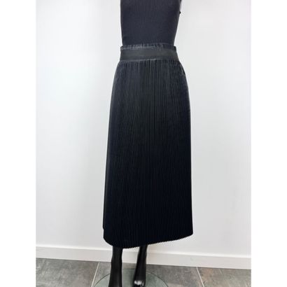 JIL SANDER. Skirt in permanent polyester...