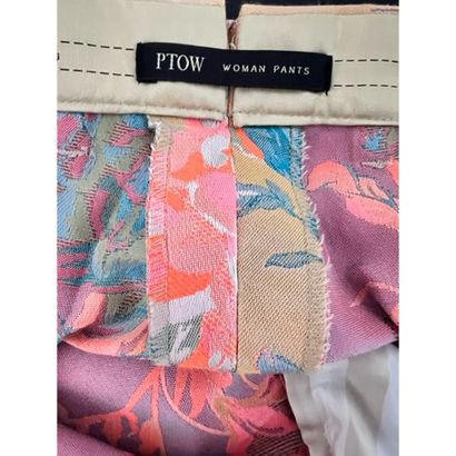 PTOW New-York. Golden beige cotton blend...