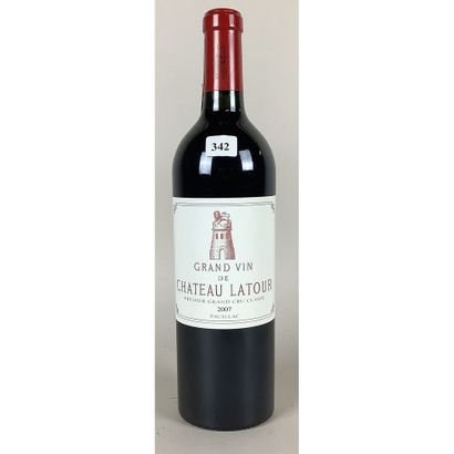1 Btle Château LATOUR, 1er GCC, 2007. Très...