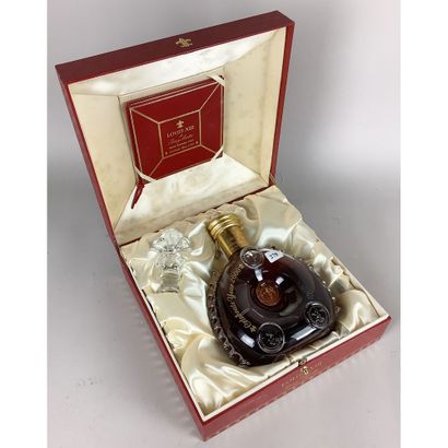 1 Btle of GRANDE CHAMPAGNE COGNAC LOUIS XIII...