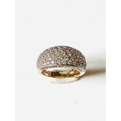 Ring in yellow gold 750°/°° decorated with...