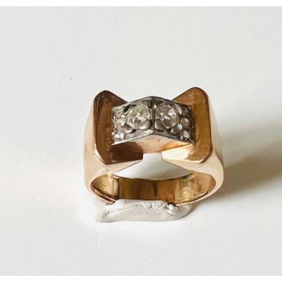 Tank ring in pink gold 750°/°° set with 2...