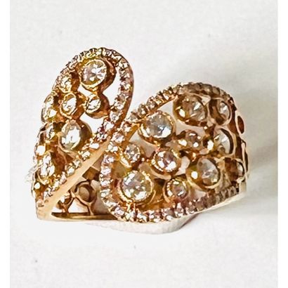 Yellow gold cross ring 750°/°° with openwork...