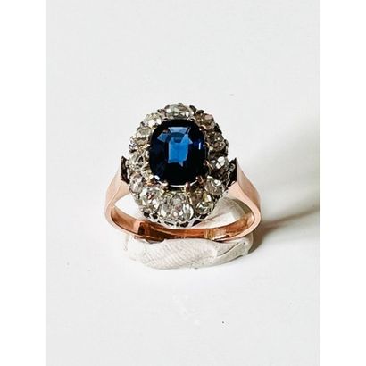 1900. RING in pink gold 750°/°° set with...