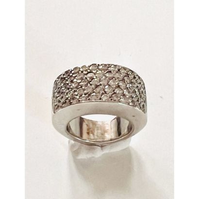 BAND RING in white gold 750°/°° set with...