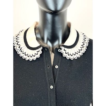 MOLLI. Pull polo en tricoté de pure laine...