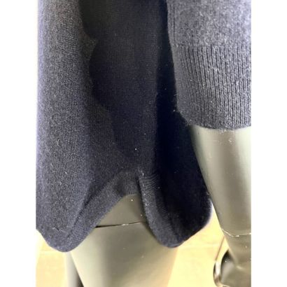 HERMES Paris. Pull tunique en épais tricoté...