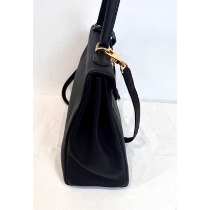 HERMES. Sac Kelly (32cm) en cuir Togo noir...