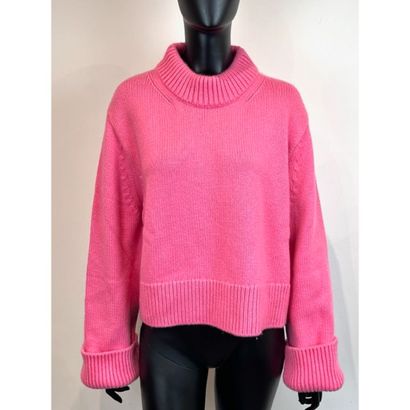 CELINE. Pull oversize en tricoté de cachemire...