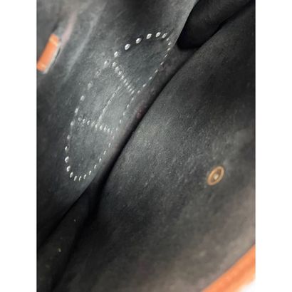 HERMES. Sac «Evelyne» en cuir Togo noir et...