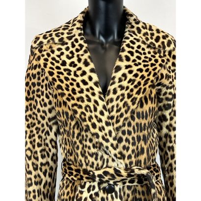 Guy LAROCHE pour Mireille DARC (1972). Manteau...