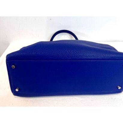 HERMES Paris 2011. Sac Kelly souple (35cm)...