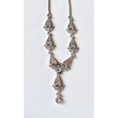 COLLAR in white gold 750°/°° with a central...